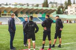 بالصور.. لافان يحل بتيزي وزو ويجتمع بعناصر شبيبة القبائل