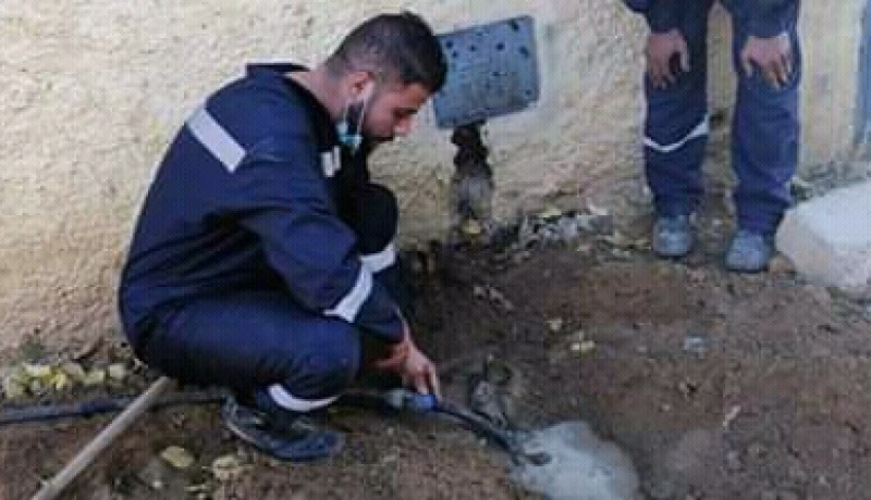 الشلف: الجزائرية للمياه تتدخل لقطع 3 توصيلات غير شرعية بالشطية