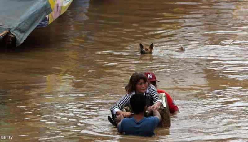 الفيليبين: هلاك ما لا يقل عن 90 شخصا في عاصفة استوائية