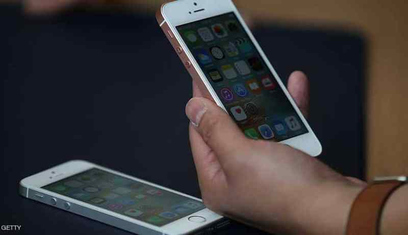 تجريم “أبل” بسبب بطاريات هواتفها القديمة