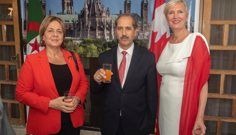 بالصور.. السفارة الكندية في الجزائر تحتفل بعيد استقلال بلادها
