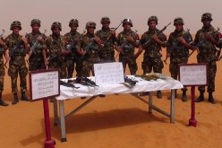 بالصور.. الجيش يكشف مخبأ للأسلحة  بإن أمناس