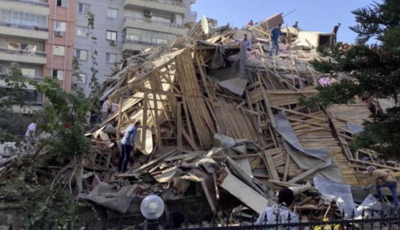 أردوغان: نحمد الله على سلامة جميع مواطنينا المتضررين من زلزال إزمير