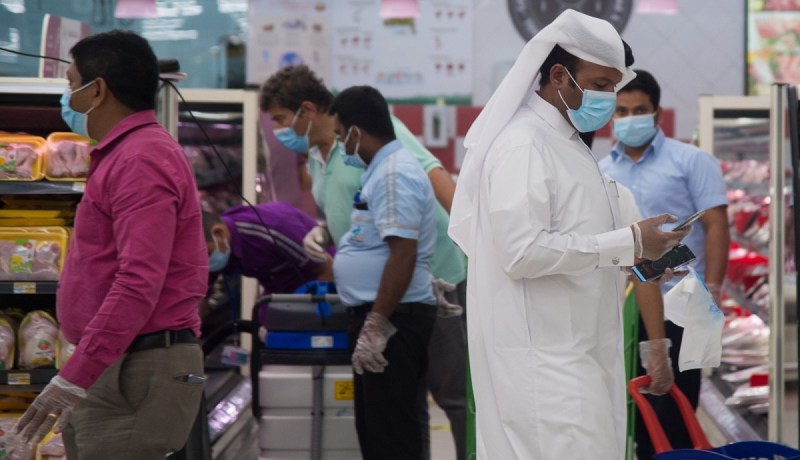 بعد أن أصبحت إجبارية..سفارة الجزائر بقطر توصي الجالية بارتداء الكمامات خارج المنزل