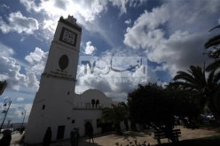 المساجد تفتح أبوابها للمصلين