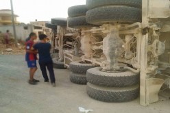 العاصمة : هلاك 3 أشخاص دهستهم شاحنة محملة بالأتربة عقب انحرافها