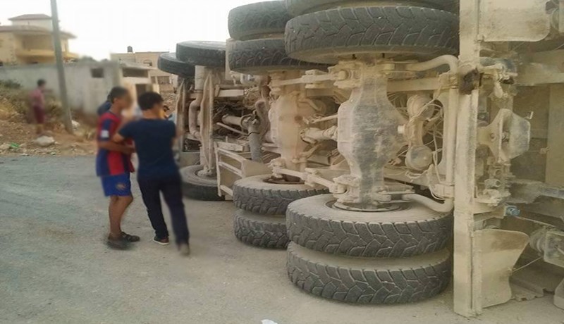 العاصمة : هلاك 3 أشخاص دهستهم شاحنة محملة بالأتربة عقب انحرافها