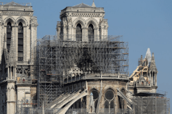 البرلمان الفرنسي يصادق على مشروع قانون ترميم كاتدرائية “نوتردام”