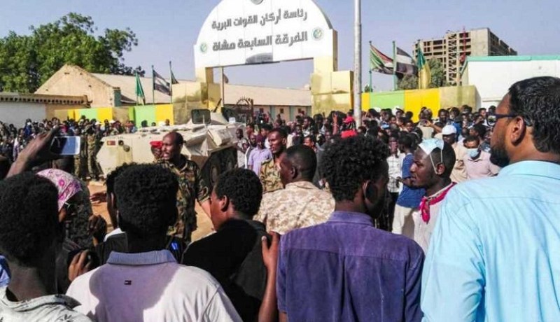 تأسيس مجلس عسكري في السودان لإدارة شؤون البلاد لمدة عامين