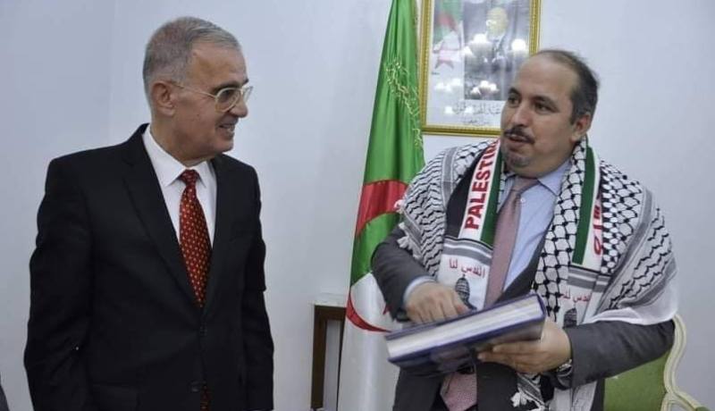 الأمين العام للأفلان يستقبل سفير دولة فلسطين بالجزائر