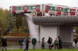 “ذيل حوت” يحمي قطارا من كارثة في هولندا