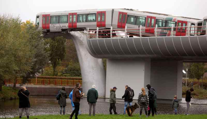 “ذيل حوت” يحمي قطارا من كارثة في هولندا