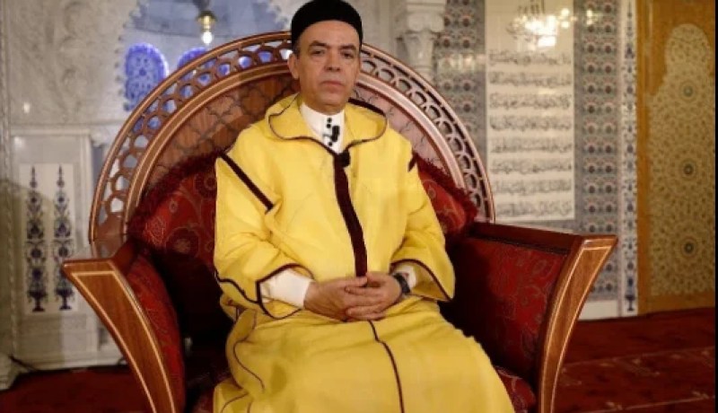 صلاة الجنازة على المرحوم الدكتور “محمد بن بريكة” بعد صلاة الجمعة بالزاوية البلقايدية