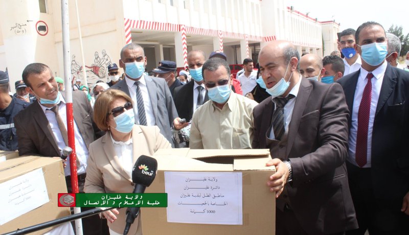 غليزان: توزيع 100 ألف قناع واقي مجانا