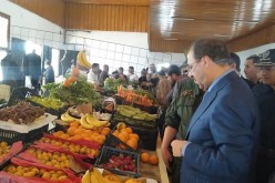 والي تيبازة يشرف على افتتاح سوق الرحمة