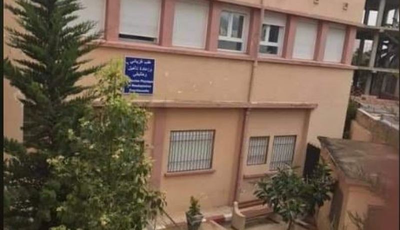 وهران: تخصيص الطابق السفلي لمصلحة الطب الفيزيائي بمستشفى الدكتور بن زرجب لمرضى كورونا