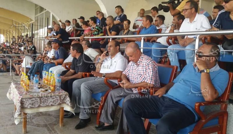 بالصور..مدوار يعطي شارة إنطلاقة الموسم الكروي الجديد للرابطة الثانية