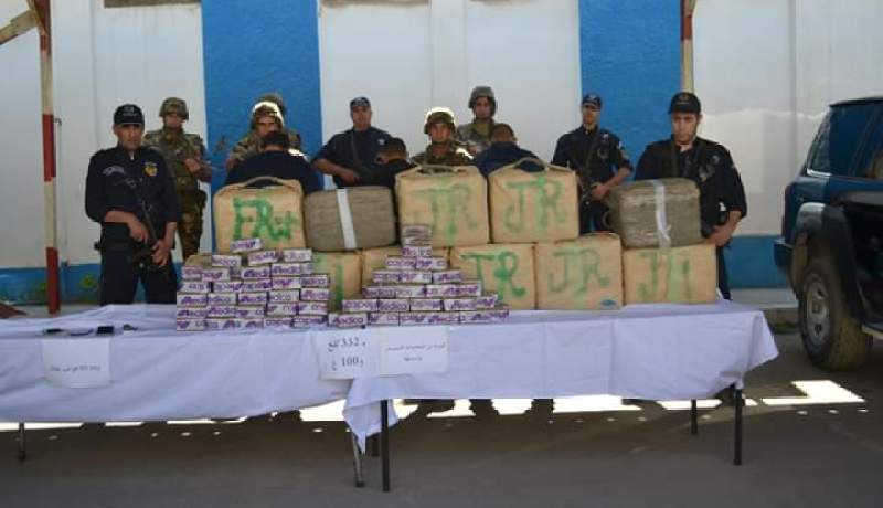 بالصور.. حجز 332 كيلوغرام من الكيف وتوقيف 3 تجار في البليدة