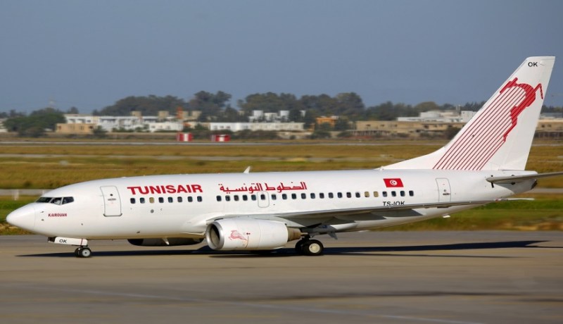 إجلاء التونسيين العالقين بالجزائر بعد غد الأربعاء