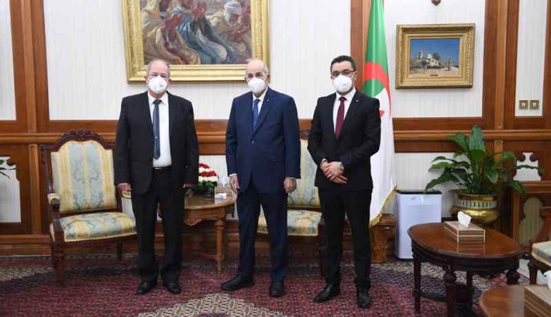 الرئيس تبون يستقبل فيلالي غويني ووفدا عن الأفافاس