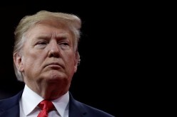 ترامب: ننوي إرسال أجهزة تنفس اصطناعي إلى 6 دول