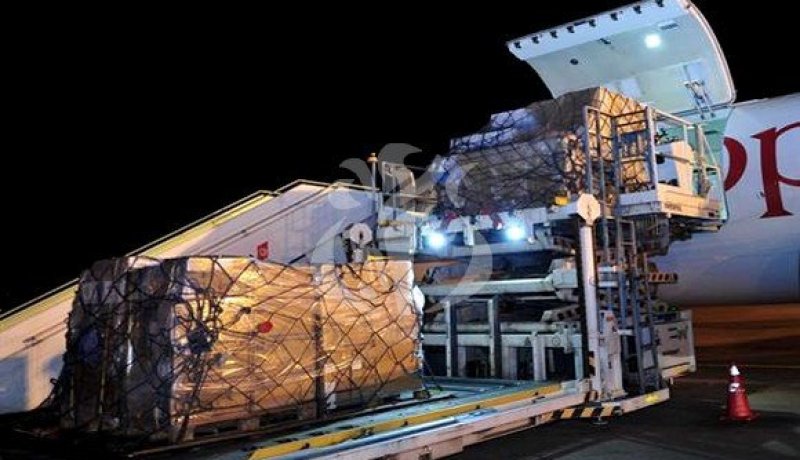 رجل الأعمال الصيني ماك ما ومؤسسة علي بابا يتبرعان للجزائر بمستلزمات طبية