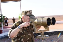 قايد صالح يشرف على التمرين البياني المركب بالذخيرة الحية “عاصفة 2018”