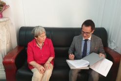 سفارة سويسرا بالجزائر تتبرع بـ 872 طرد غذائي للمتضررين من كورونا ومناطق الظل