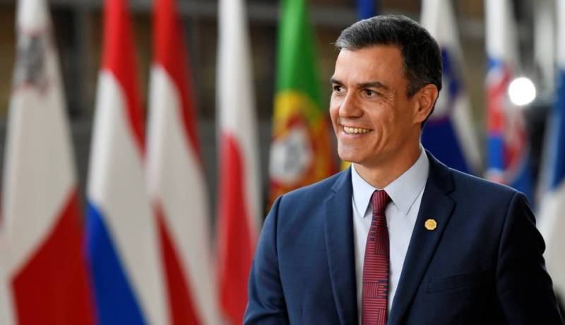 إسبانيا تعلن تصدير معدات طبية إلى الجزائر