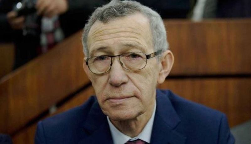 وزير الإتصال يعزي أسرة الصحفي الراحل عزيز خلفاوي