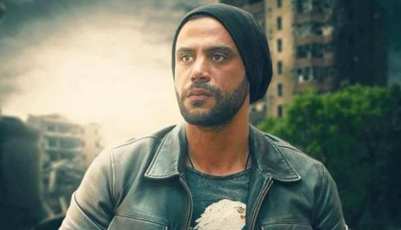 محمد إمام يعلن تحضير فيلم “الواد وأبوه” مع والده عادل إمام