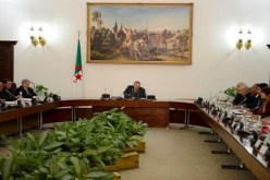 مجلس الوزراء يصادق على مشروع قانون التمهين لتسهيل تشغيل الشباب 