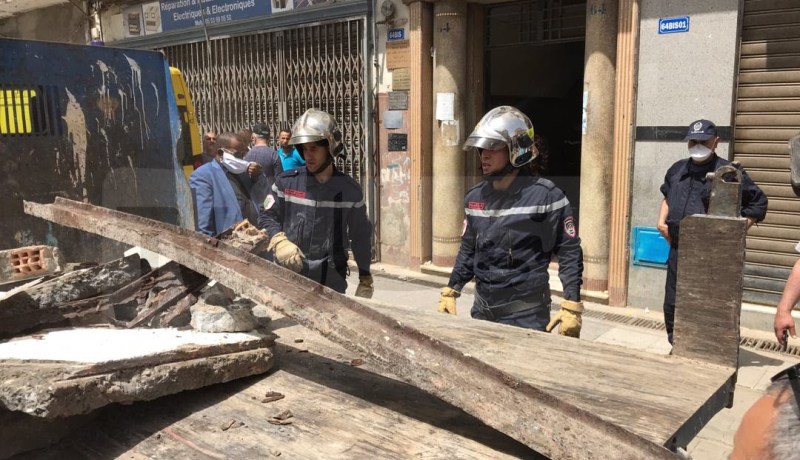 انهيار طابقين في عمارة بحسين داي: إجلاء امرأة بحالة حرجة ورضيعة لا تزال تحت الأنقاض