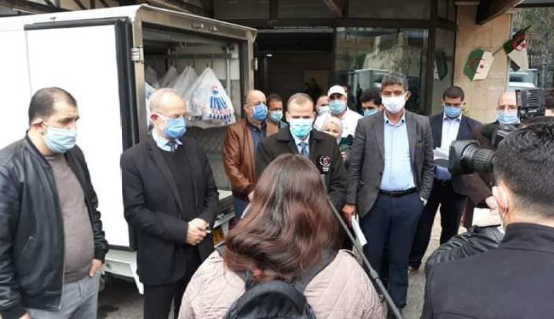 تسليم 600 كلغ من اللحوم الحمراء لتوزيعها على 200 عائلة محتاجة بالعاصمة