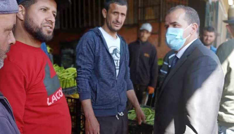 وزير التجارة في زيارة فجائية لسوق الجملة للخضر والفواكه بالحطاطبة