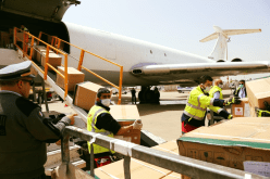 الصين تتبرع للجزائر بكاشف كورونا وملابس الوقاية الطبية والكمامات