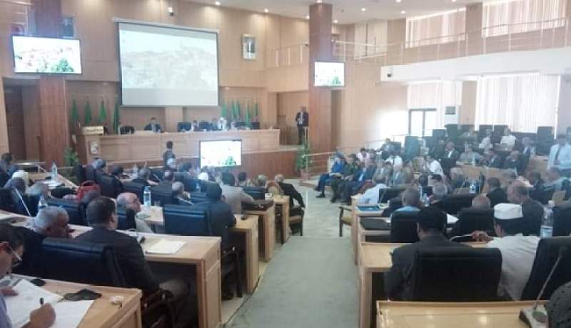 الأغواط.. مشادات وملاسنات في الدورة العادية للمجلس الشعبي الولائي