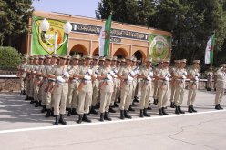 بالصور.. تخرج الدفعات بالمدرسة التطبيقية للدفاع المضاد للطائرات بالأغواط