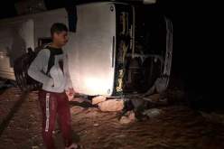 وفاة طفل وإصابة 27 مسافرا إثر انقلاب حافلة خط عين صالح _باتنة بغرداية