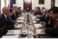 قيطوني يدعو الشركات المالطية للإستثمار في الجزائر