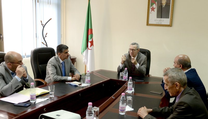 وزير الاتصال ينصب جمال لعلامي رئيسا مديرا عاما جديدا لجريدة المساء