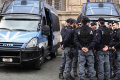 سائحة بولندية تتعرض لاغتصاب جماعي على شواطئ إيطاليا