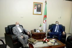 وزير الإتصال يستقبل رئيس المجلس الإسلامي الأعلى