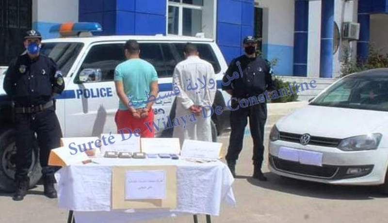 قسنطينة: توقيف مسبوقين قضائيا بحوزتهما 587.43 غرام من المخدرات