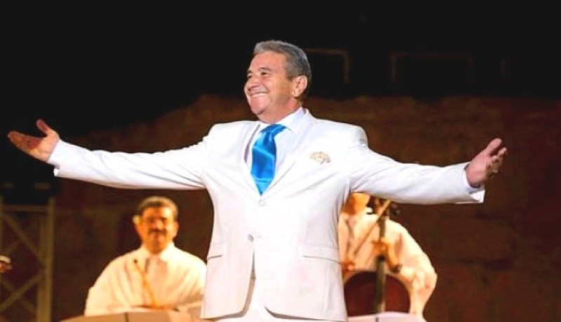 سفارة أمريكا لدى الجزائر تعزي في وفاة أيقونة المالوف حمدي بناني