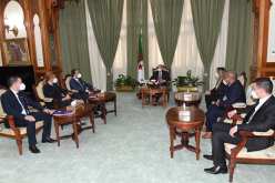 رئيس الجمهورية يستقبل سليم لعباطشة ومسؤولين عن أحزاب سياسية والمجتمع المدني