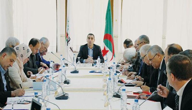 زطشي يَجتمع غدا مع “أعضاء الفاف” ومُستقبل ماجر على الطاوِلة !