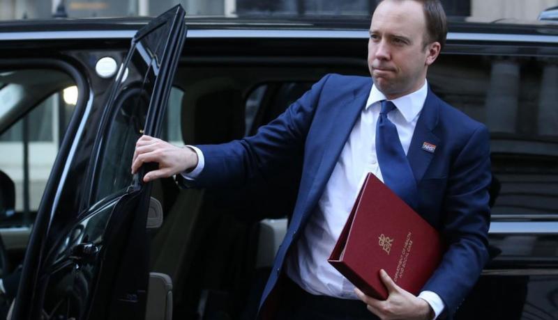 وفاة 19 موظفا في الصحة البريطانية بعد إصابتهم بكورونا