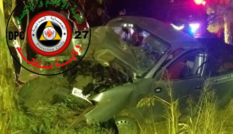 مستغانم: وفاة شخص وإصابة آخرين في انحراف سيارة واصطدامها بشجرة