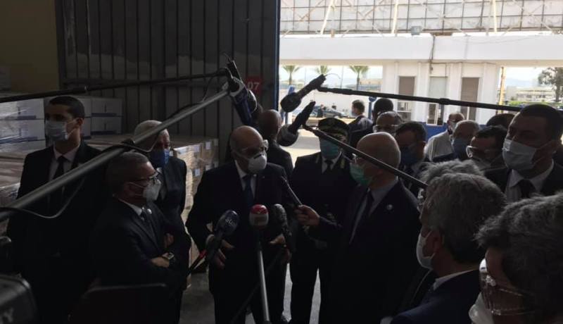 رئيس الجمهورية: سنراجع جذريا قضية الخدمة المدنية للأطباء ومن الممكن إلغاؤها